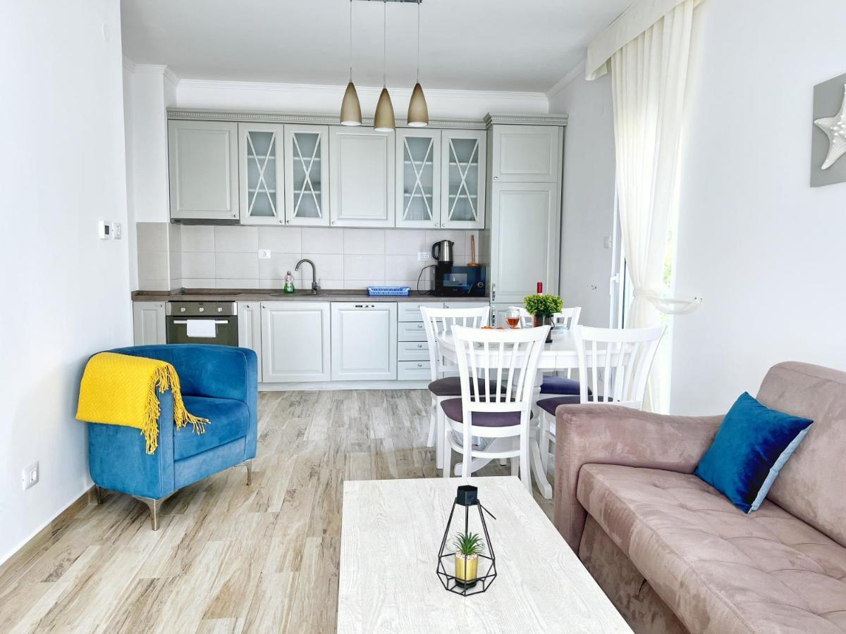 Yourhome Beach First Line Dobra Voda Exteriör bild