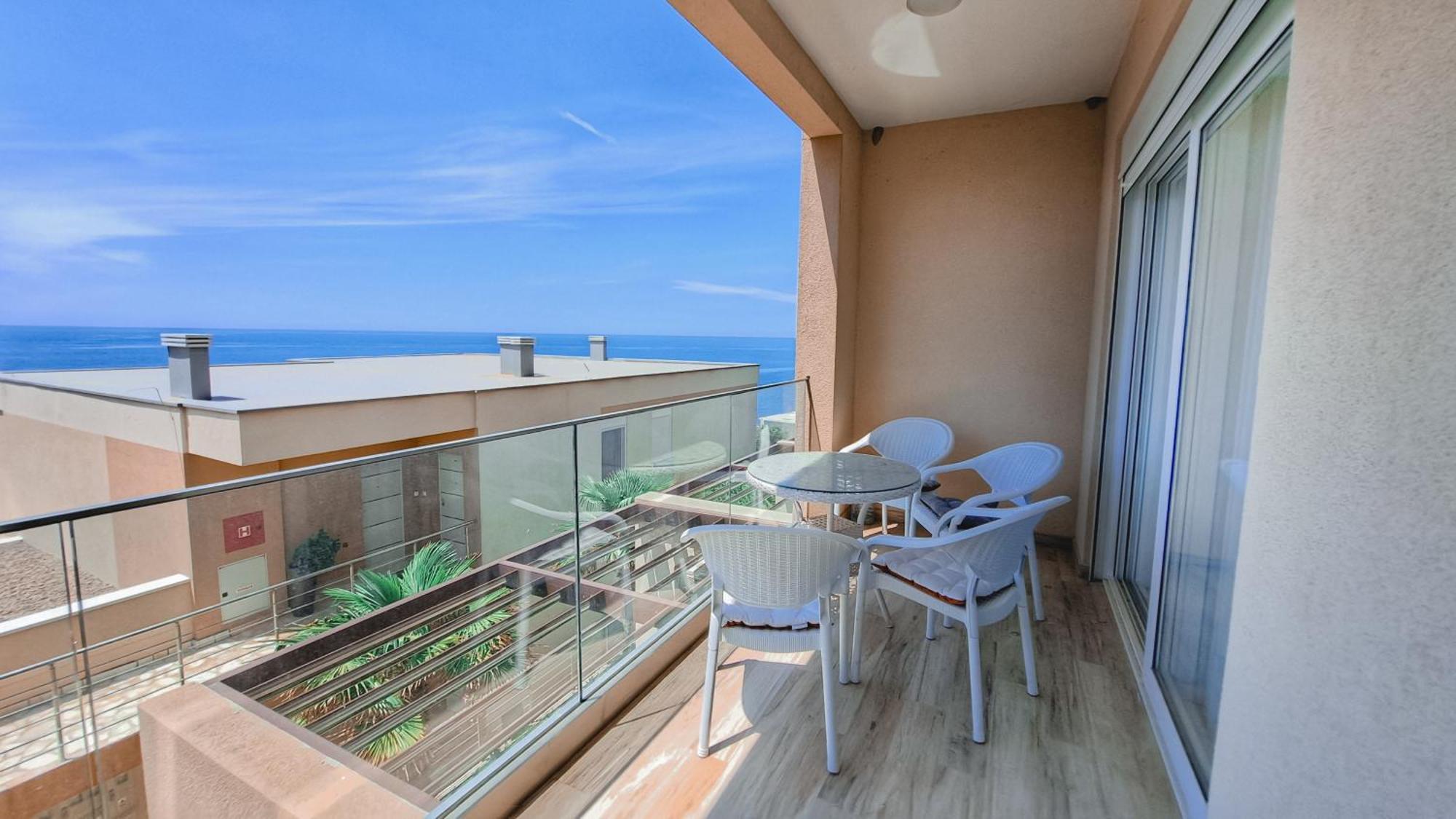 Yourhome Beach First Line Dobra Voda Exteriör bild